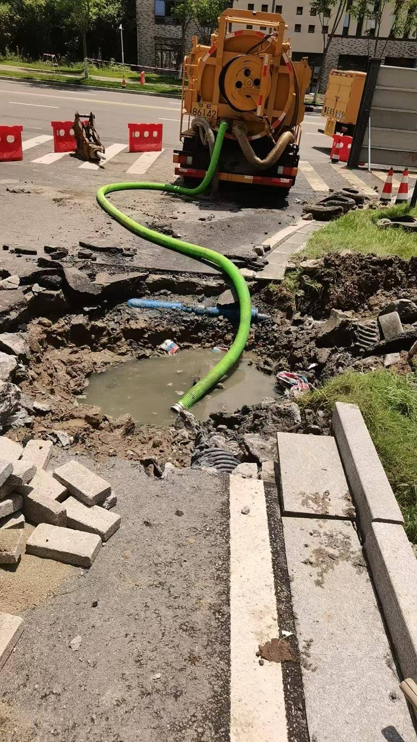 巴王店村：优化网格管理 畅通为民渠道.docx