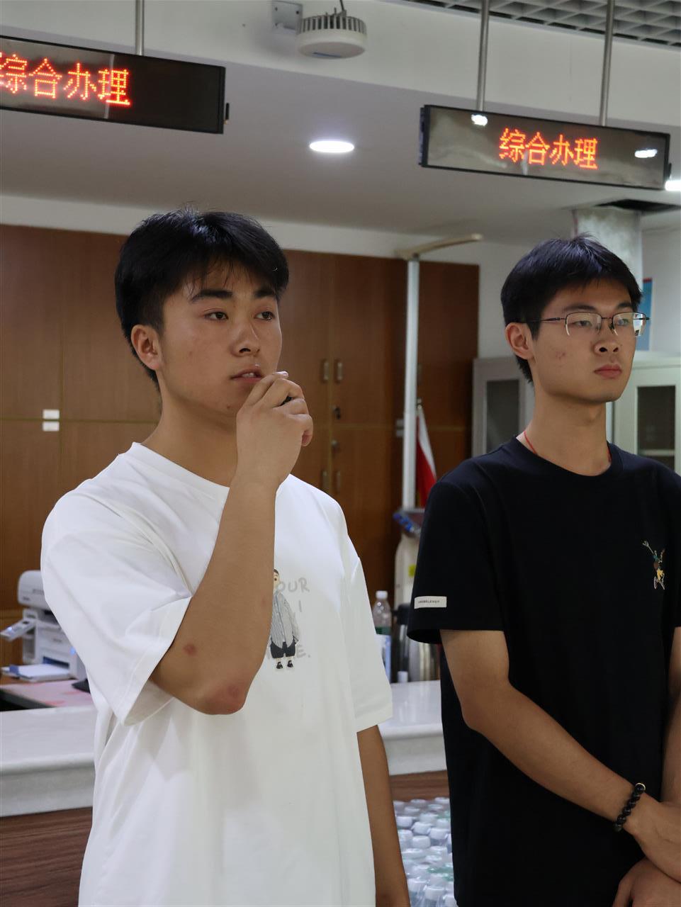 AA0C3D21362799C32649FA221E51AFEF.jpg