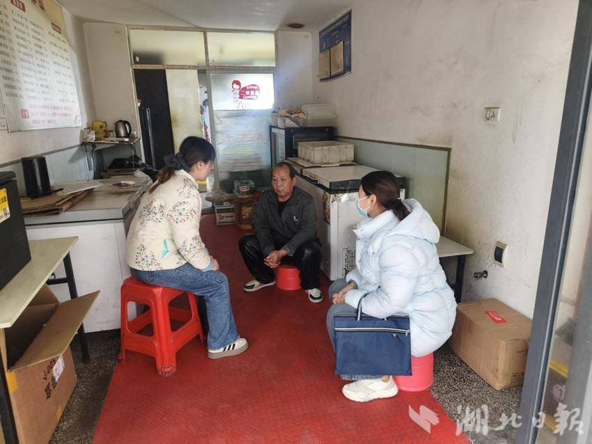 犬伤起矛盾，社区调解化干戈.docx