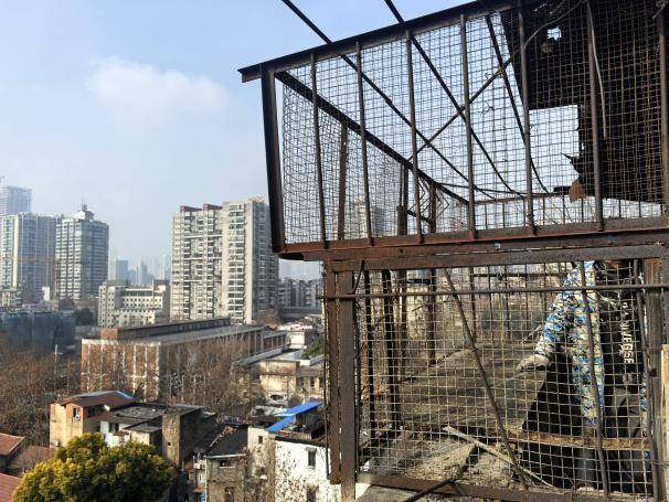 永清街道精细拆除废弃高空“悬笼.docx