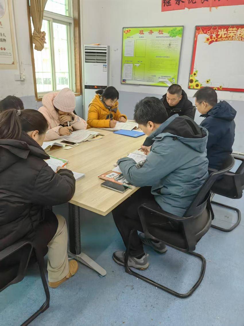 云梦县实验外国语学校喜获殊荣，教育教学质量载誉而归.docx