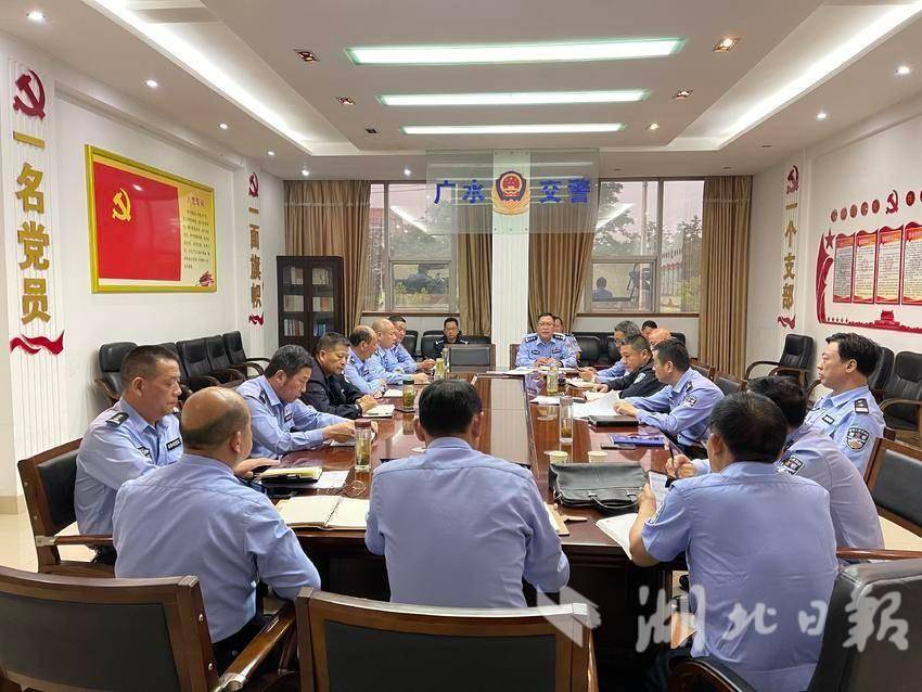 广水交警部署“三考”交通安保工作