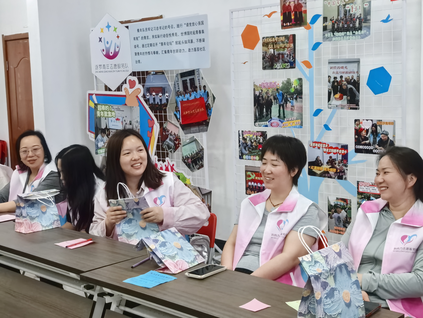 20250509妈妈力举办“爱的五种语言”心理团辅活动助力志愿服务队能力提升活动简报.docx（三审）.docx