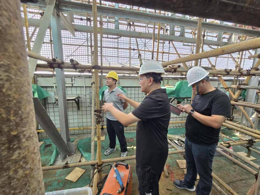 11.06 全程跟踪服务 优化硬质营商环境.docx