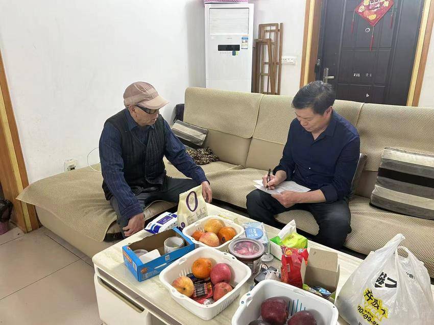 丹江口市财政局“三强化三到位”推动“户户走到”提质增效(1).doc