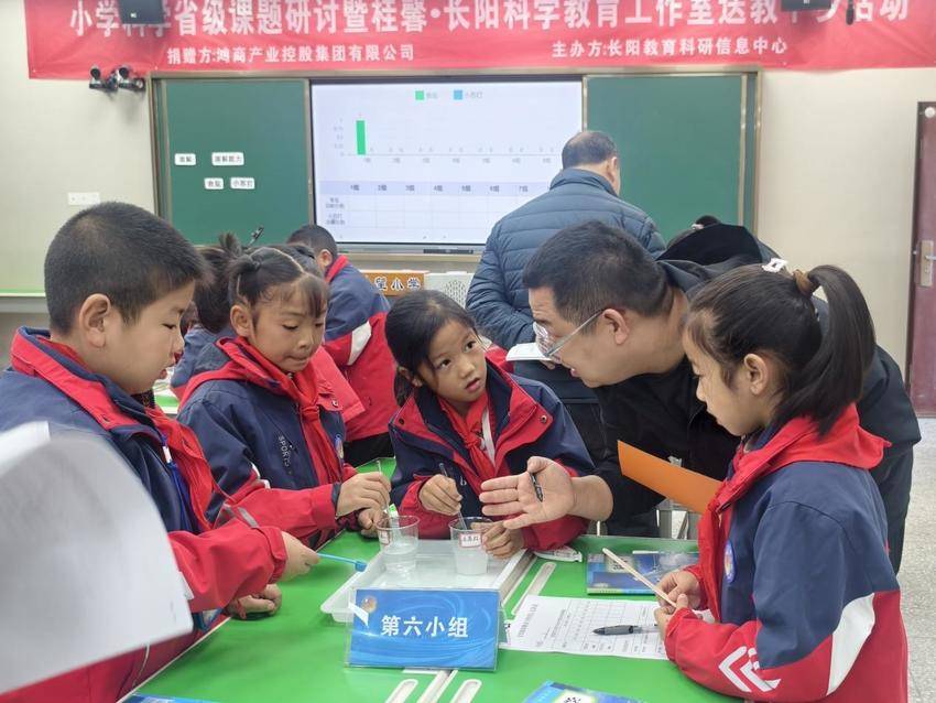 聚焦课题研究 构建素养课堂.docx