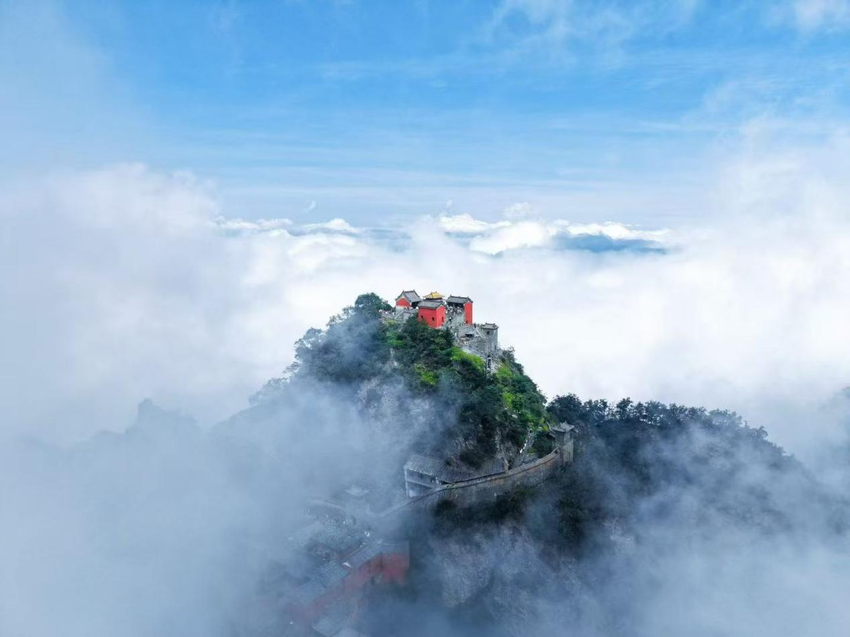 秋风送爽相约武当国庆中秋双节同庆武当山多项文旅活动即将开启 (1)(1).docx