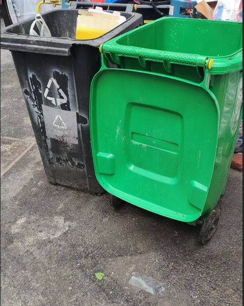 万松街道：杜绝餐饮垃圾乱丢放，开展环境卫生齐整治7.23.doc