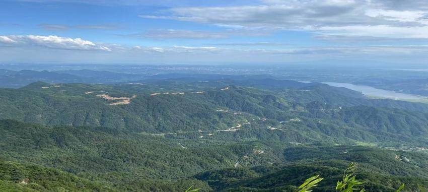 黄梅挪步园游记：初访火焰洞，揽天地盛景.docx