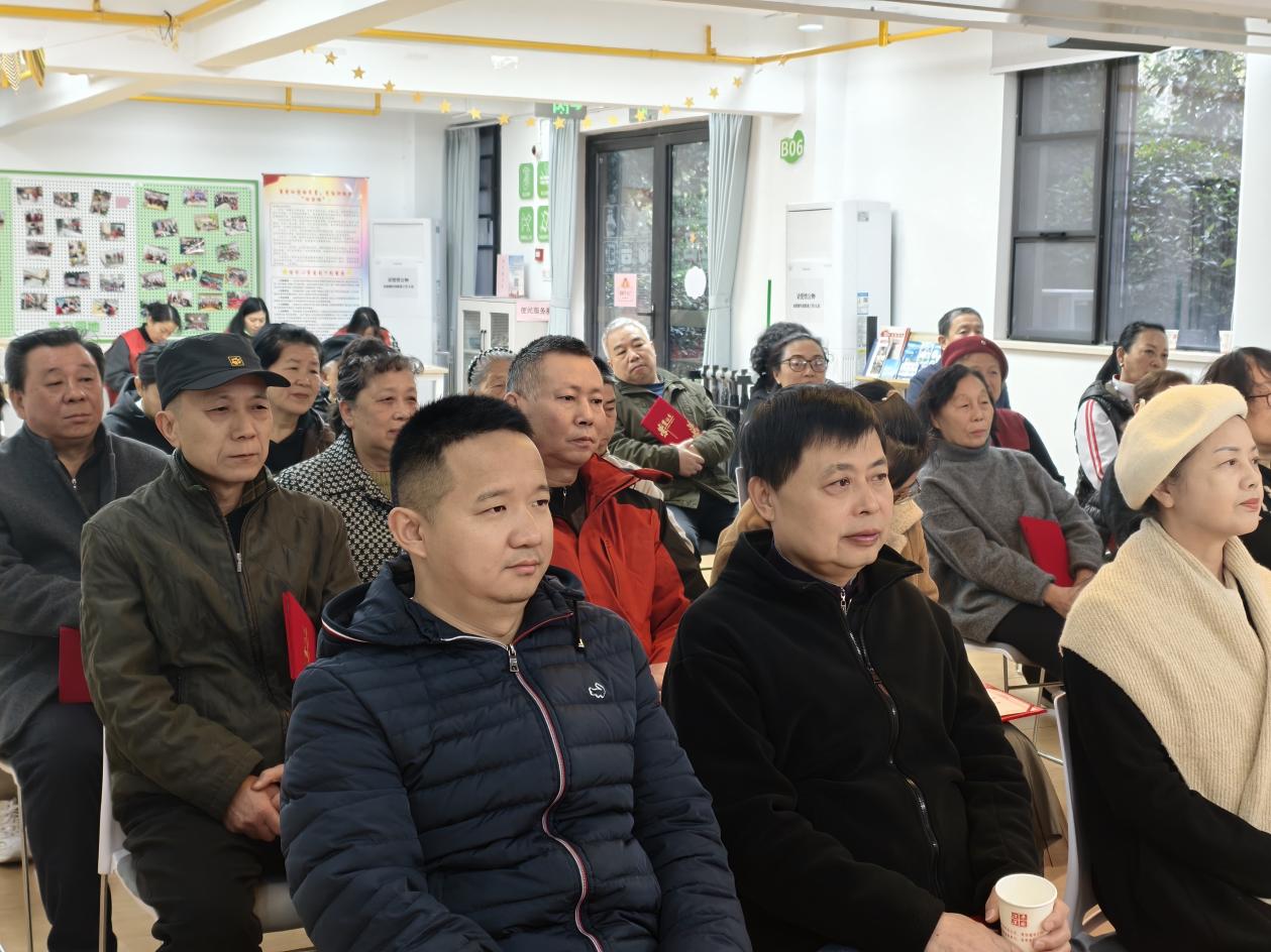 1_【20251127盛世社区】盛世社区举办“最美志愿者”积分兑换活动.docx