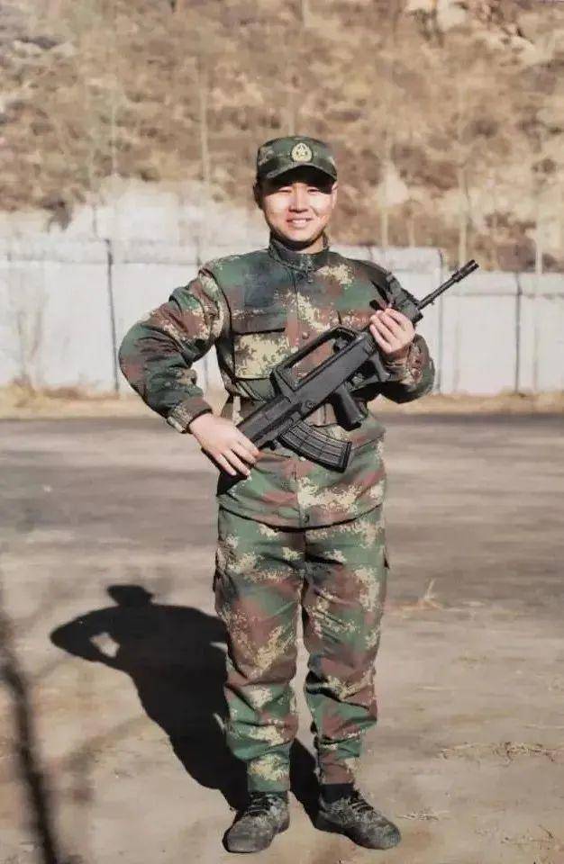 米尔卡米力十杰青年采访稿.docx