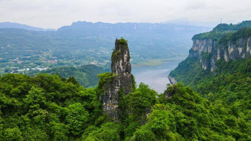 “五一”撒欢指南：奔赴恩施，解锁科技+文旅潮玩新姿势！.docx