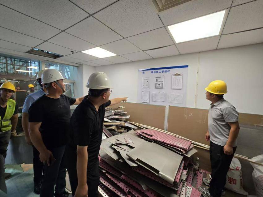 11.06 全程跟踪服务 优化硬质营商环境.docx