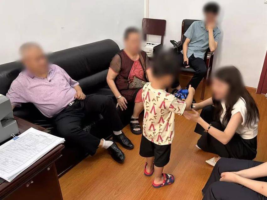 20250815 历时400余天的重逢 一起抚养权拒执案背后的法与情.docx