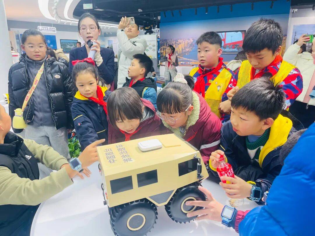 白鹭街小学研学活动照片 (2).jpg