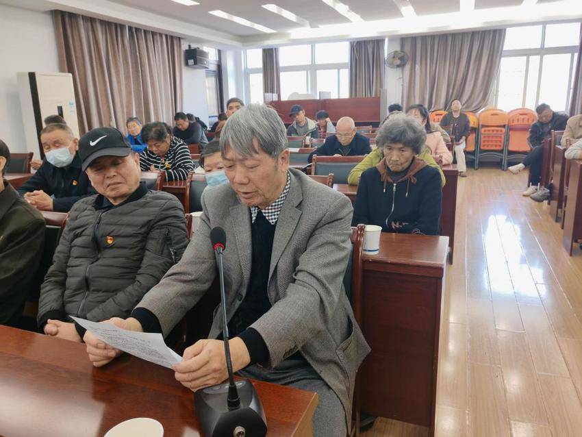 12年！4个人！8900户的“守护密码”藏在这周三夜晚.docx