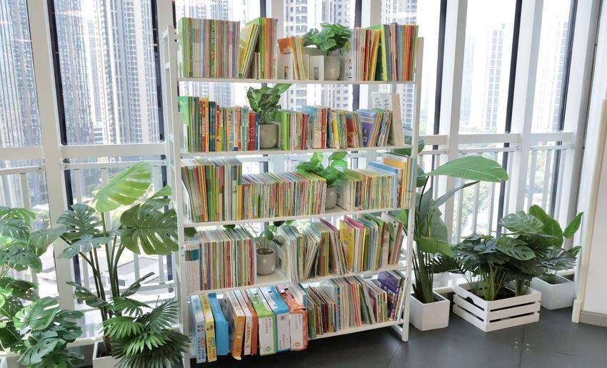 暑托“趣”处，社区楼宇同筑梦.docx