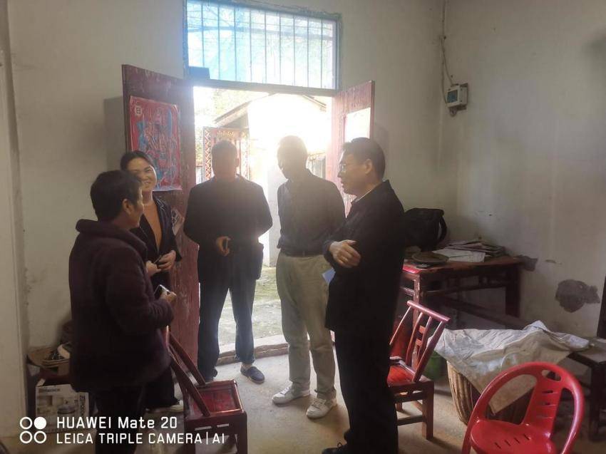 走访包保对象 助力乡村振兴.docx