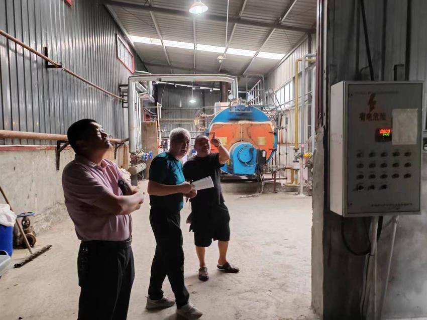 市应急管理局专家组深入樊城区开展有限空间作业指导服务.docx