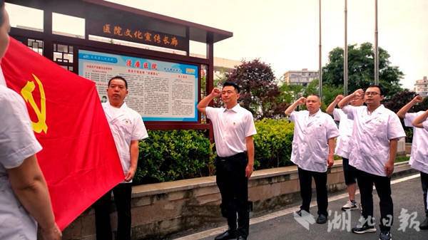 832d8bf16d86b11ecaf70ca758904807_副本.jpg