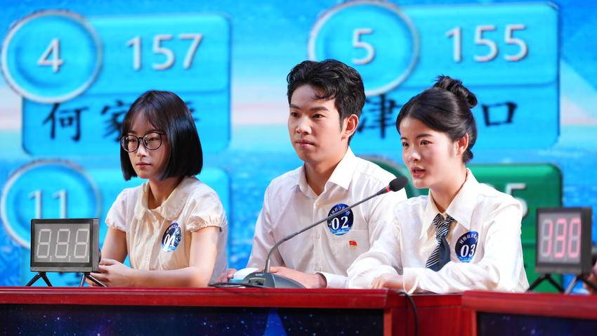 【电视新闻】“清江畔·治理星” 长阳首届社区工作者技能竞赛展风采.doc