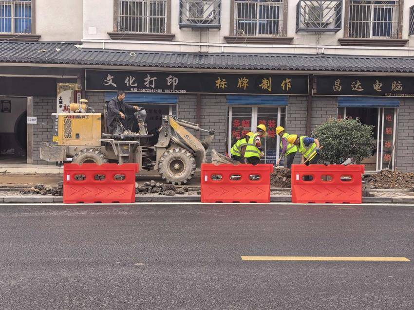 民生实事暖人心土城乡镇自来水管道改造工程全力推进 让居民喝上 “放心水”.docx