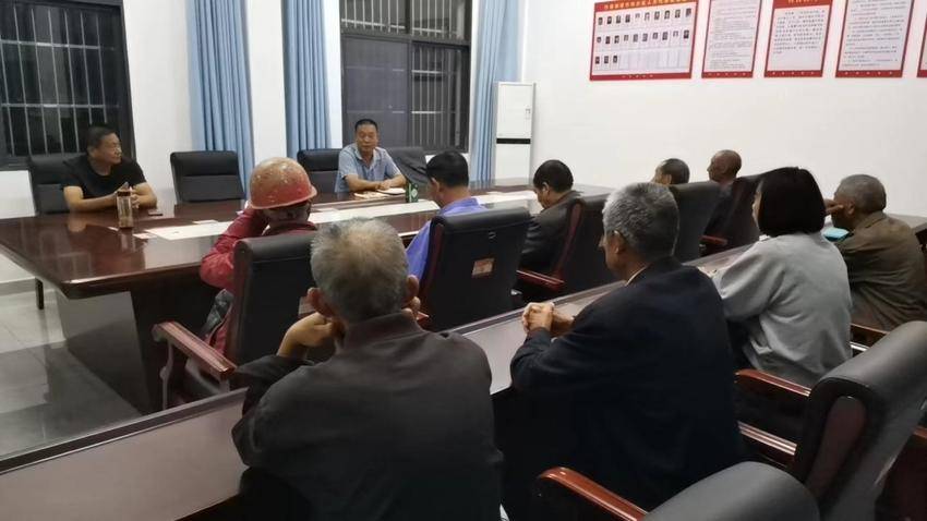 竹根滩镇以“厕所革命”提档升级为抓手，全面推进农村人居环境大提升(3).docx