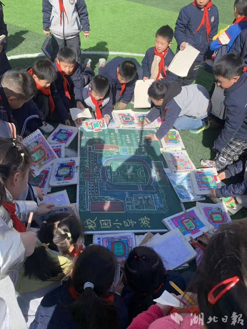 咸宁市第五小学“小导游”玩转校园.docx