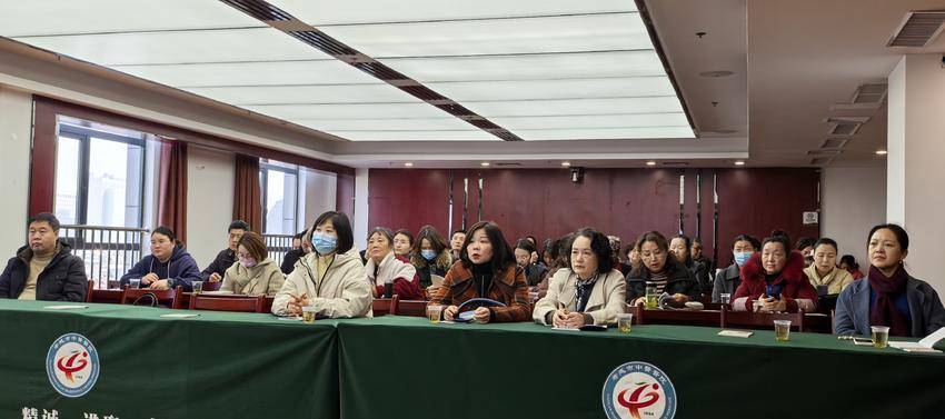 孝感市中医医院“中医健康养生”讲座惠民众（通讯员   张迎春   丁中秋）   3月16日，33位湖北省中医名医专家在孝(1)(1).docx