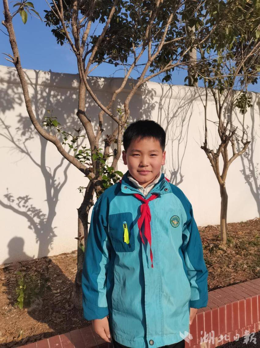 503班李晨皓 《成长的足迹》十二.docx