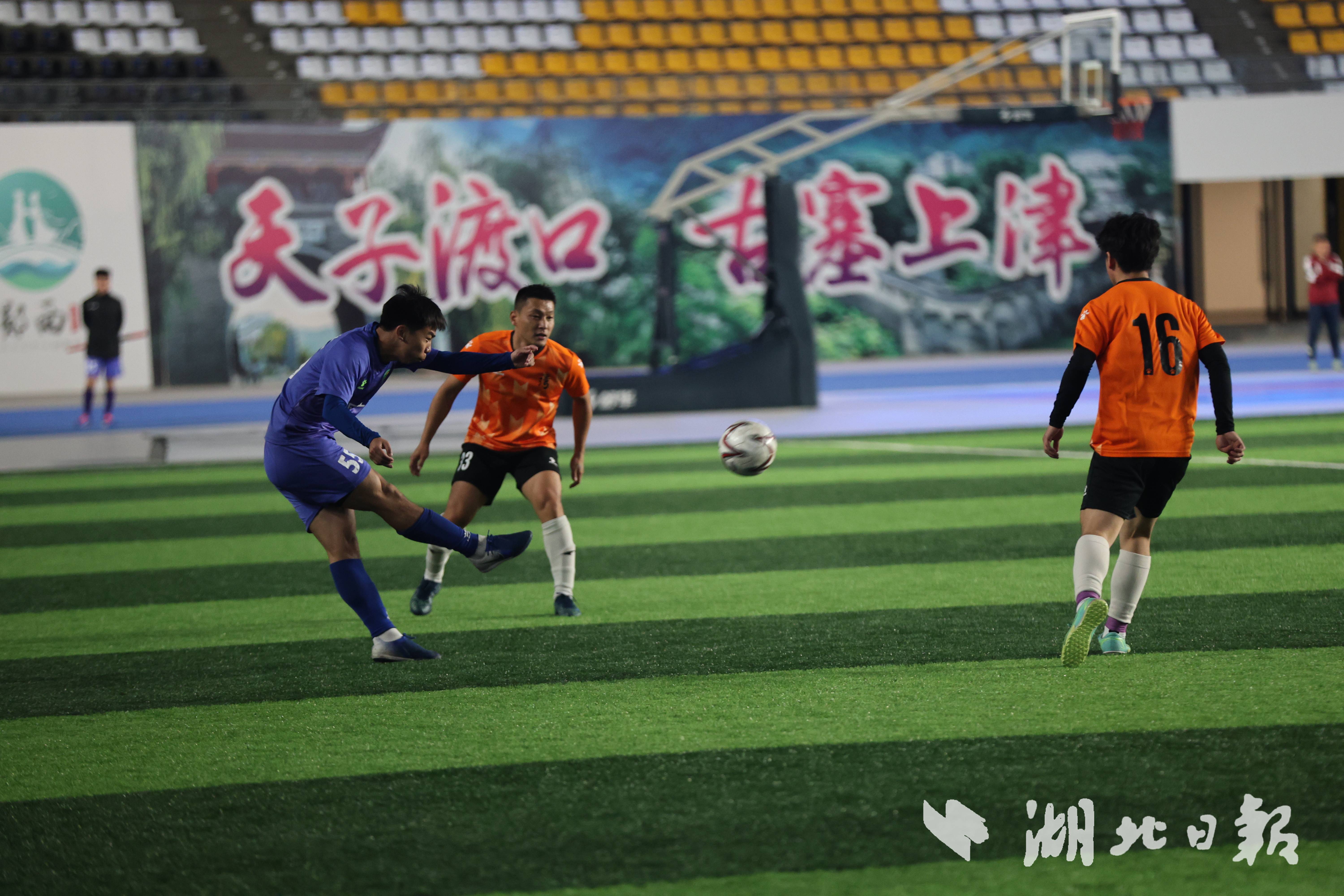 爱游戏- 爱游戏体育- AYX爱游戏体育官方网站今晚有足球比赛吗？两场世界杯克罗地亚德国均将出战