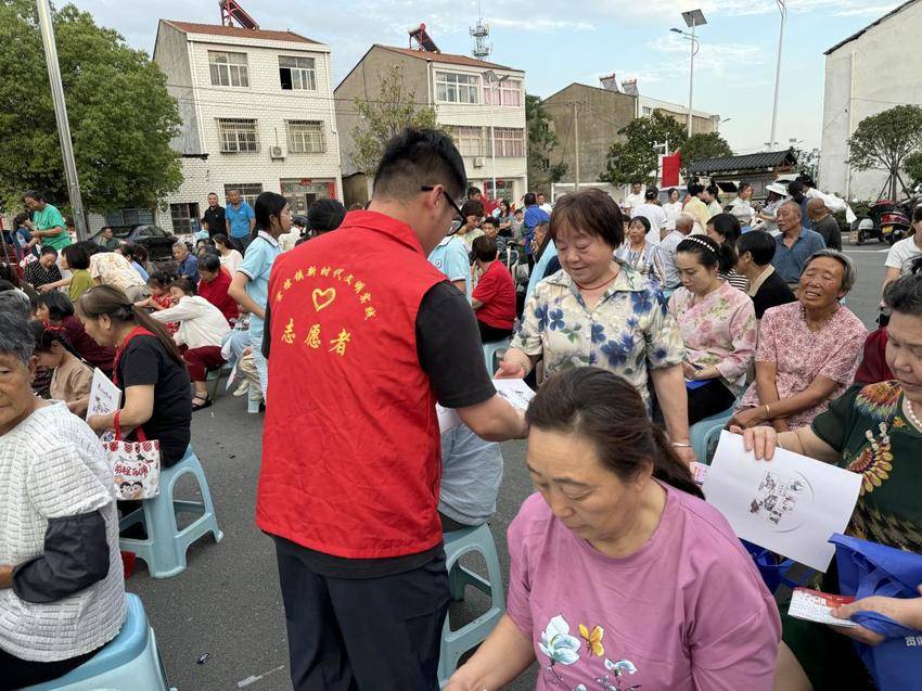 安陆市棠棣镇：“典”亮生活 “粽”情享受.docx