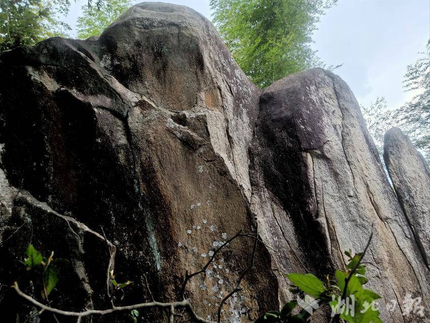 岁月无声  唯石能言(1).docx