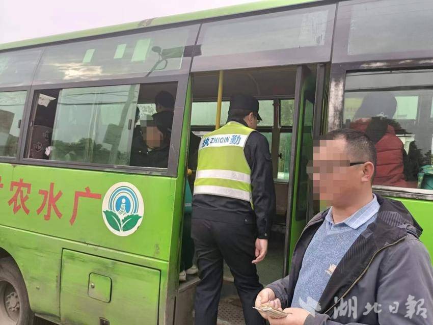 广水交警“多管齐下”开展春季交通安全专项整治行动