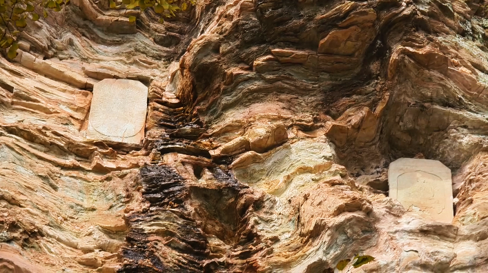 武当山老君洞：千年道教石窟的文化传承 (1).docx