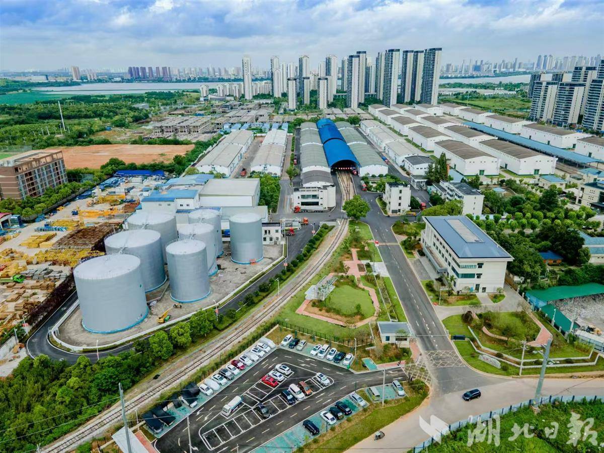 2024年航拍省储备粮油武汉公司全景（受访者提供）
