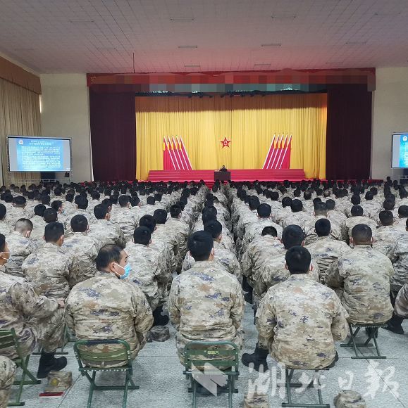 军警一家亲！广水交警为“特级战斗英雄黄继光”生前部队驾驶员讲安全