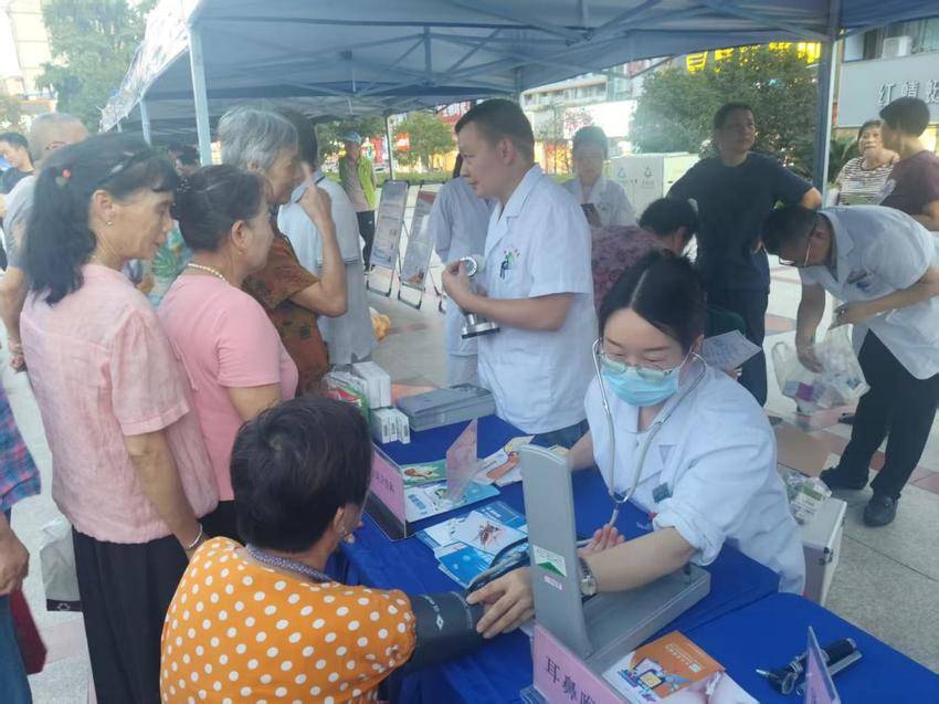 安陆市普爱医院多学科联动，开展科普月义诊服务.docx