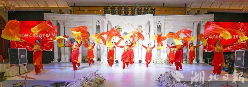 喜迎“三八”国际妇女节 嘉鱼旗袍巾帼绽芳华(1).doc