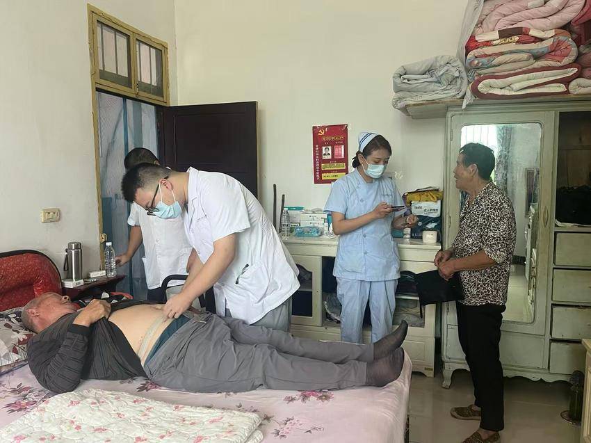 10.20-“家医”签约暖人心 延伸服务解民忧.docx