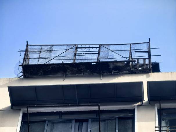 永清街道精细拆除废弃高空“悬笼.docx