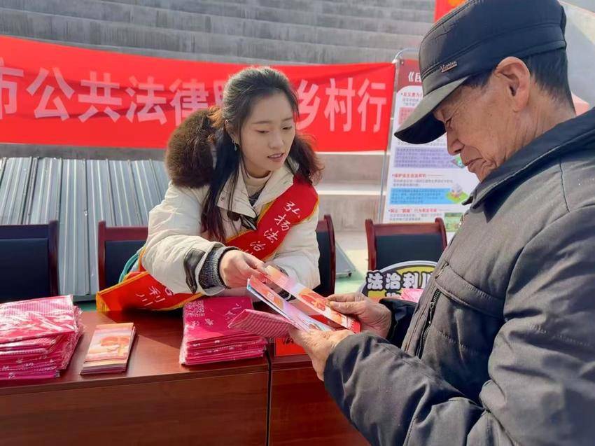 （通讯稿）法治甘霖润凉城（修改2025.10.15）.docx