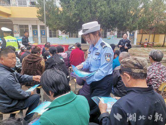服务春耕春播，广水交警把“安全课堂”搬到山区群众身边