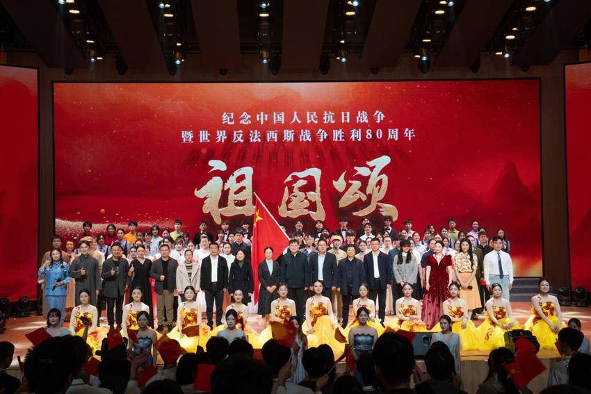 202510【图文版】我校举办红色教育主题音乐团课.docx