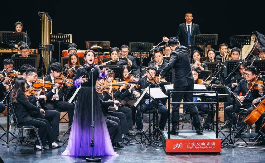 【一线传声】杭州湾项目职工共赴新年音乐之约.docx