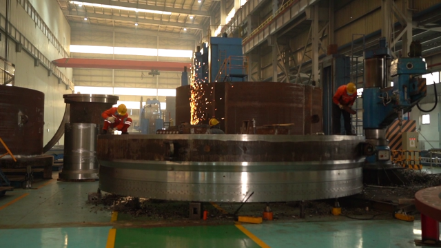 冲刺一季度 奋力全年红 中铁科工铆足干劲忙生产 开足马力赶订单