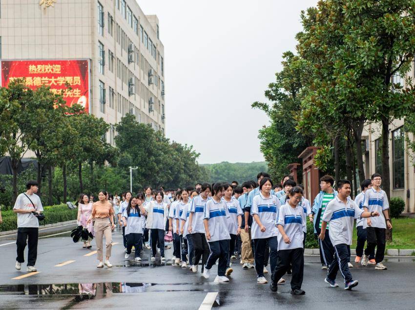 联合办学！襄阳高新外国语学校助力高中学子走出国门docx(3).docx