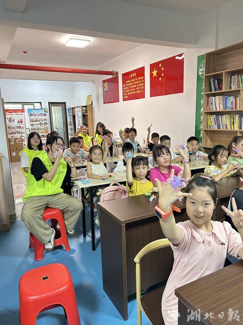 朱可老师参与扭扭棒课程