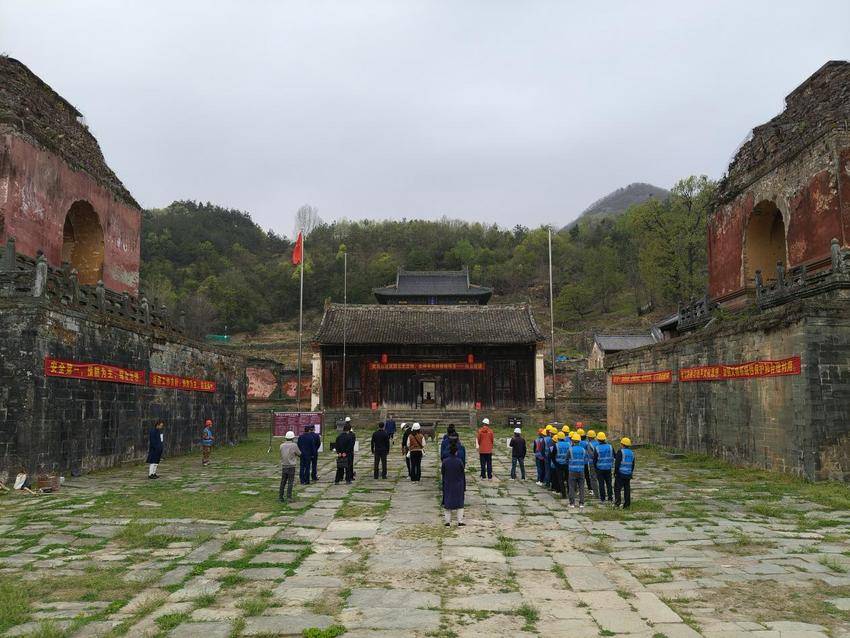 五龙宫南北碑亭局部修缮项目启动.docx