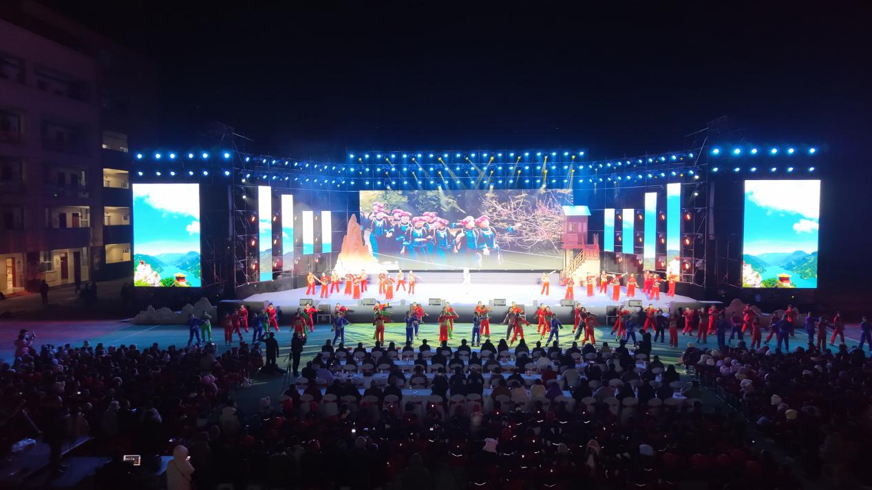 【图文】宜昌长阳：“巴风土韵”耀资丘 非遗传承展活力.docx